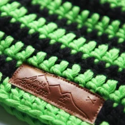 Après Ski Muts Neon Groen -Under Armour || POIVRE BLANC || Poederbaas apres ski store apres ski muts neon groen 2