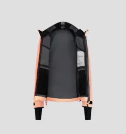 Mont Gele Gear LYNGEN TOURING SHELL PRO JAS - PERZIK ROZE - DAMES 11 Mont Gele Gear LYNGEN TOURING SHELL PRO JAS - PERZIK ROZE - DAMES -Under Armour || POIVRE BLANC || Poederbaas mgg lyngen touring shell pro jas perzik roze dames 4